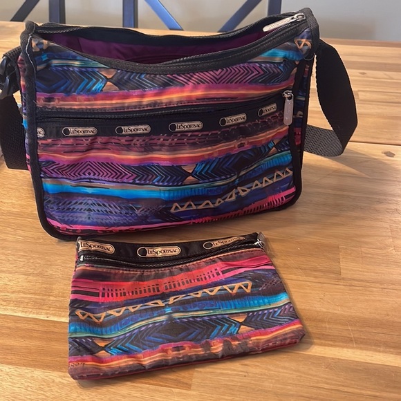 LE SPORTSAC ⭐️ bag - Picture 2 of 9